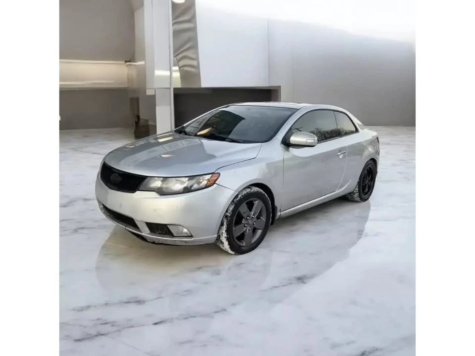 2010 Kia Forte - Image 2 of 15