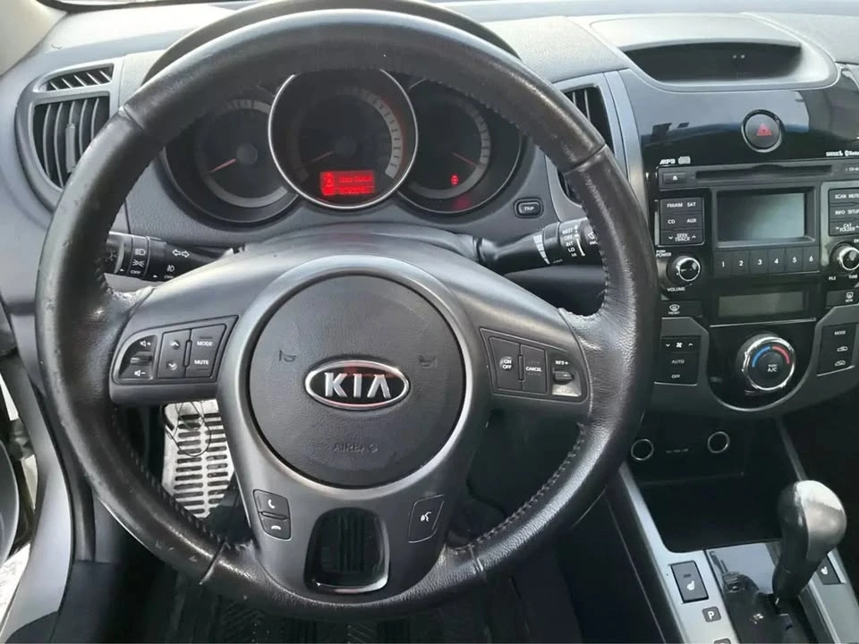 2010 Kia Forte - Image 14 of 15