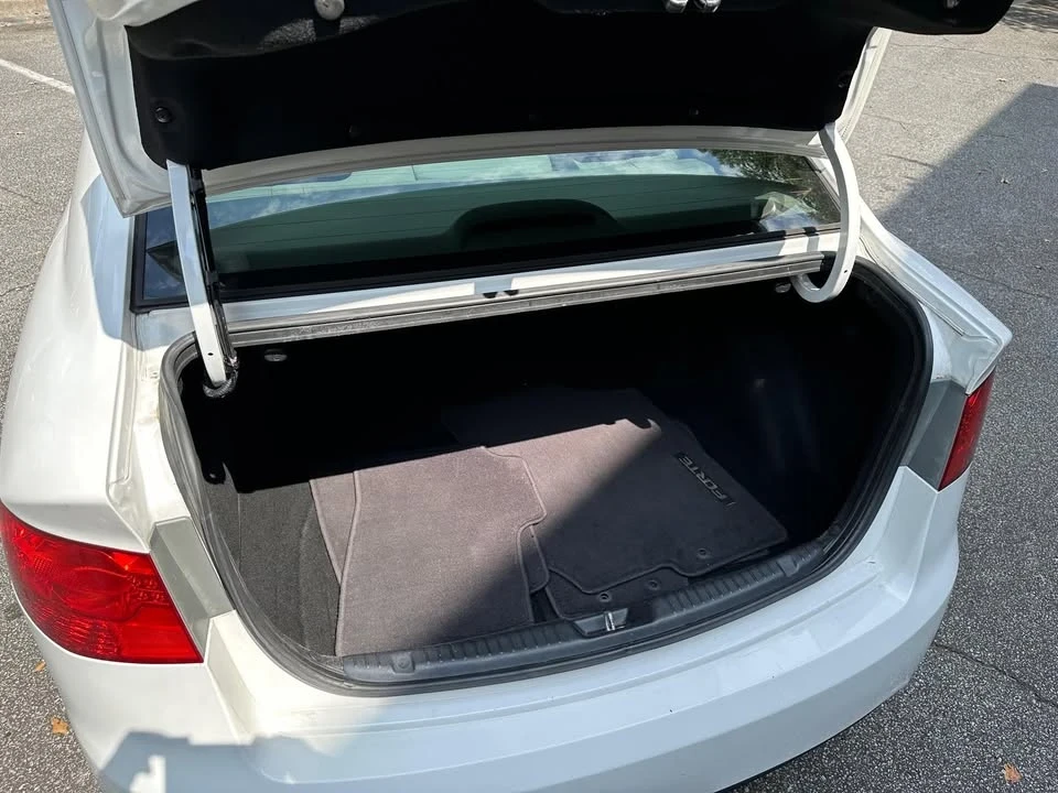 2010 Kia Forte - Image 11 of 20