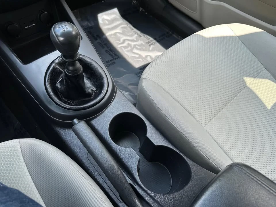 2010 Kia Forte - Image 16 of 20