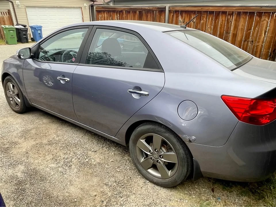 2010 Kia Forte - Image 3 of 3
