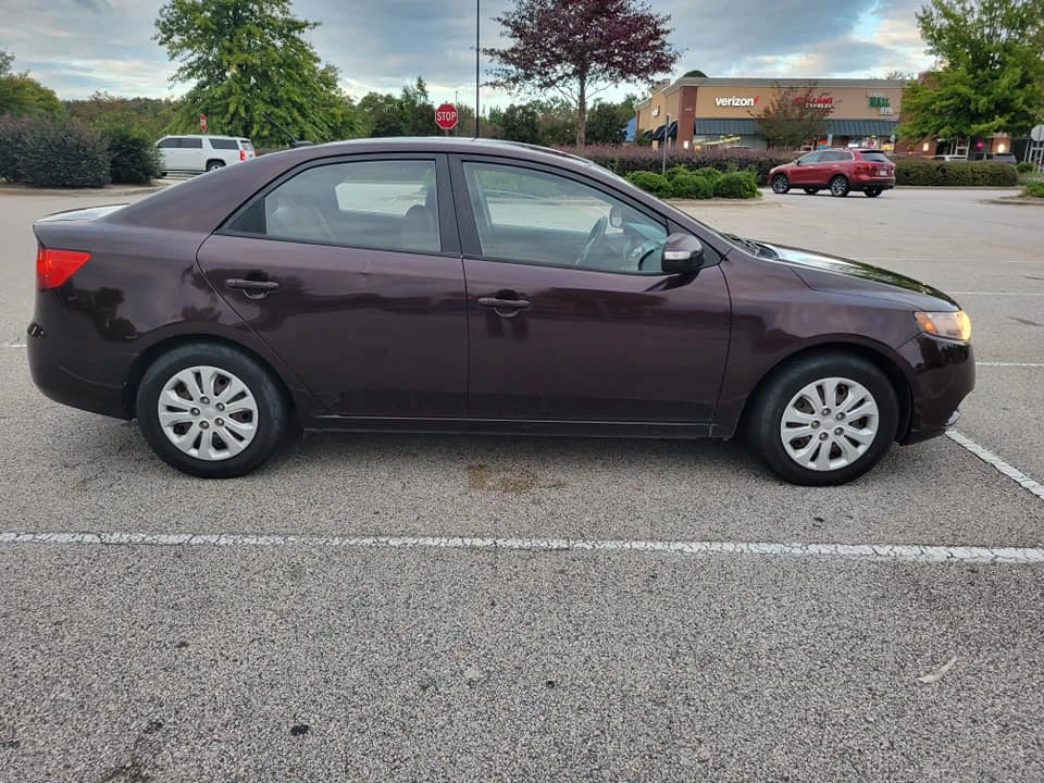 2010 Kia Forte - Image 3 of 12