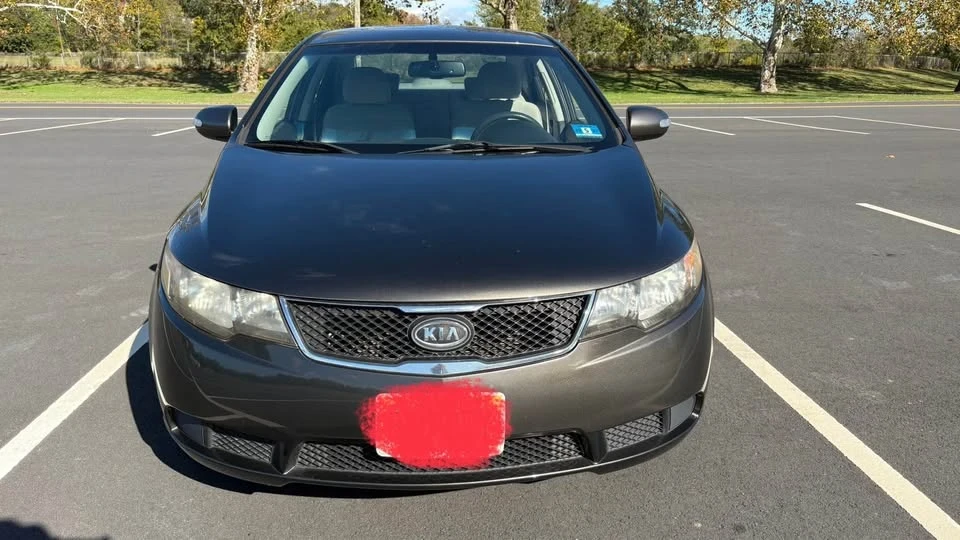 2010 Kia Forte - Image 9 of 10