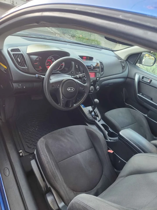 2010 Kia Forte - Image 3 of 5