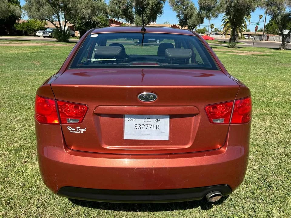 2010 Kia Forte - Image 2 of 13