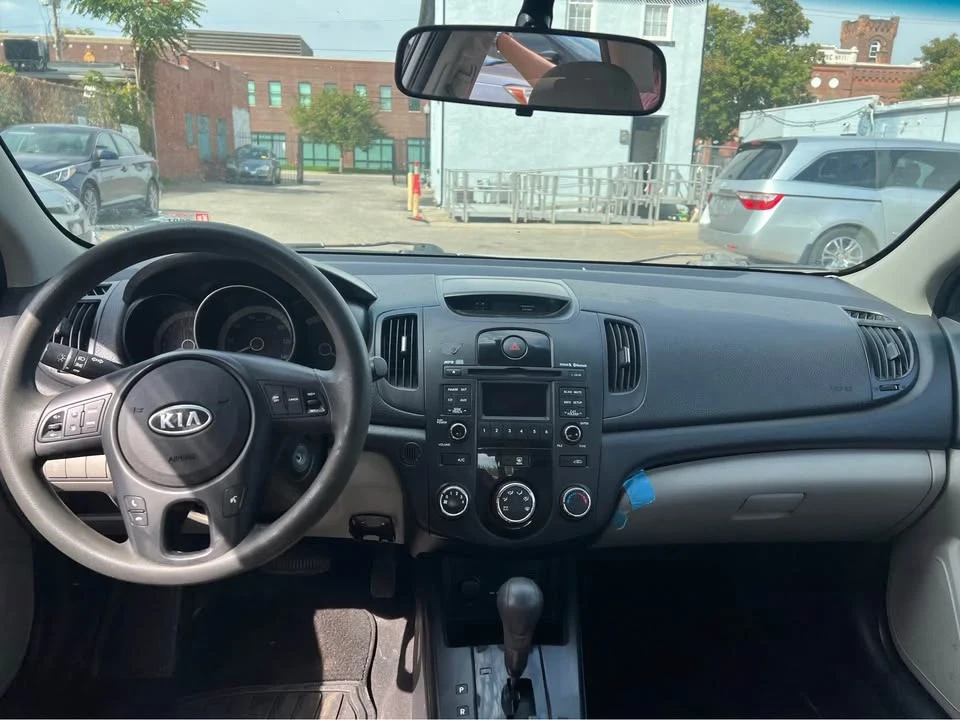 2010 Kia Forte - Image 11 of 11