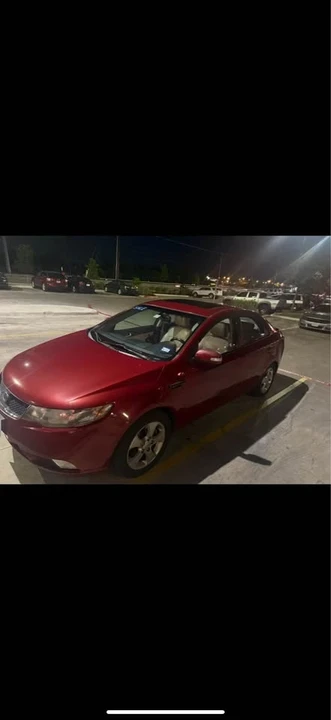 2010 Kia Forte - Image 3 of 5