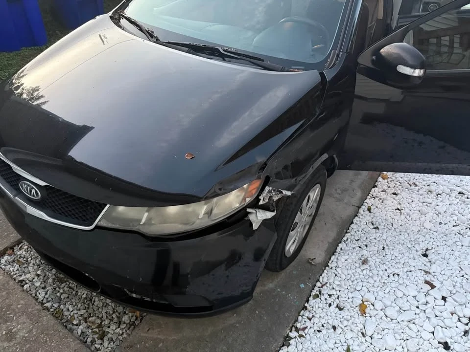 2010 Kia Forte - Image 6 of 9