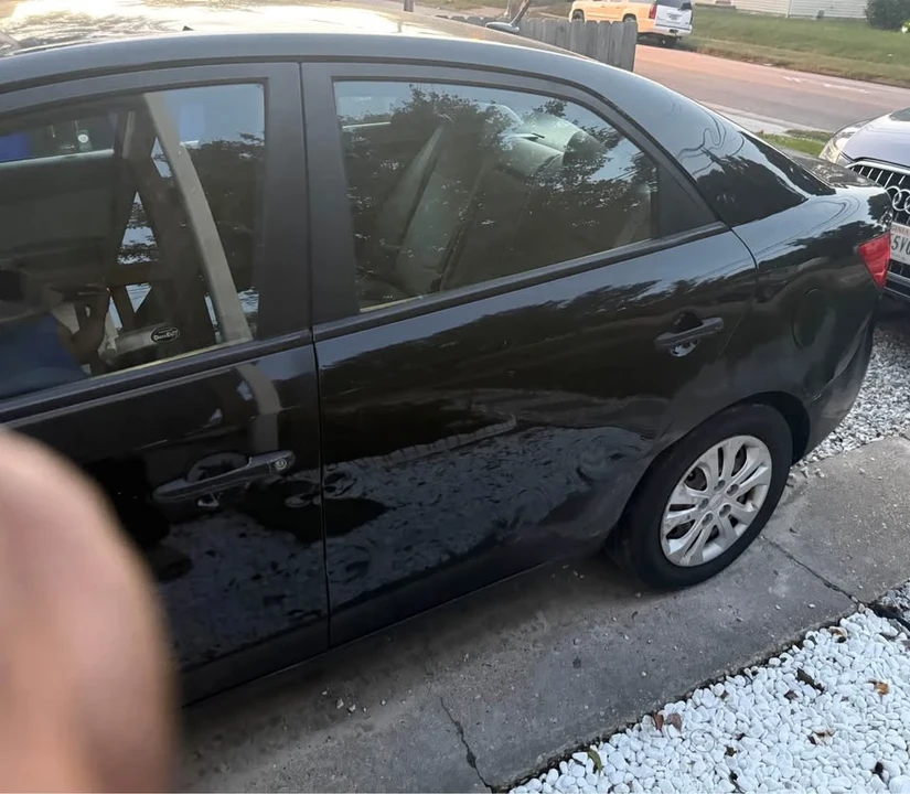2010 Kia Forte - Image 3 of 9
