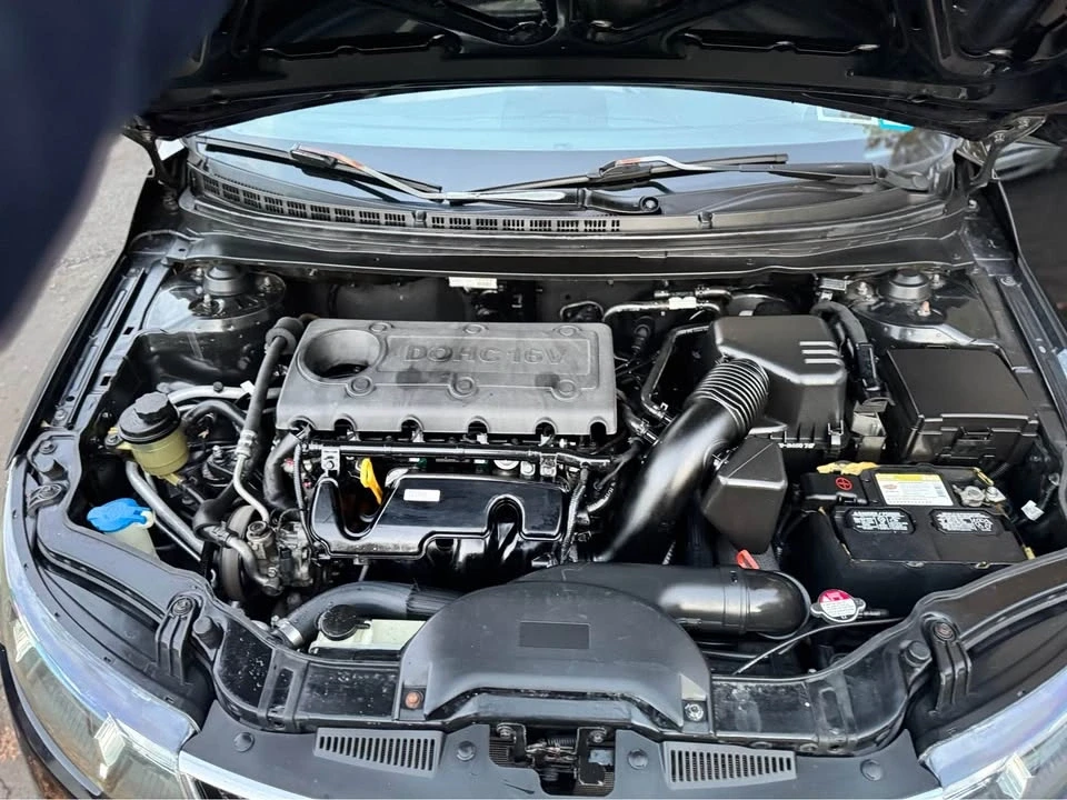 2010 Kia Forte - Image 12 of 12