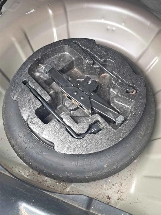 2010 Kia Forte - Image 18 of 20