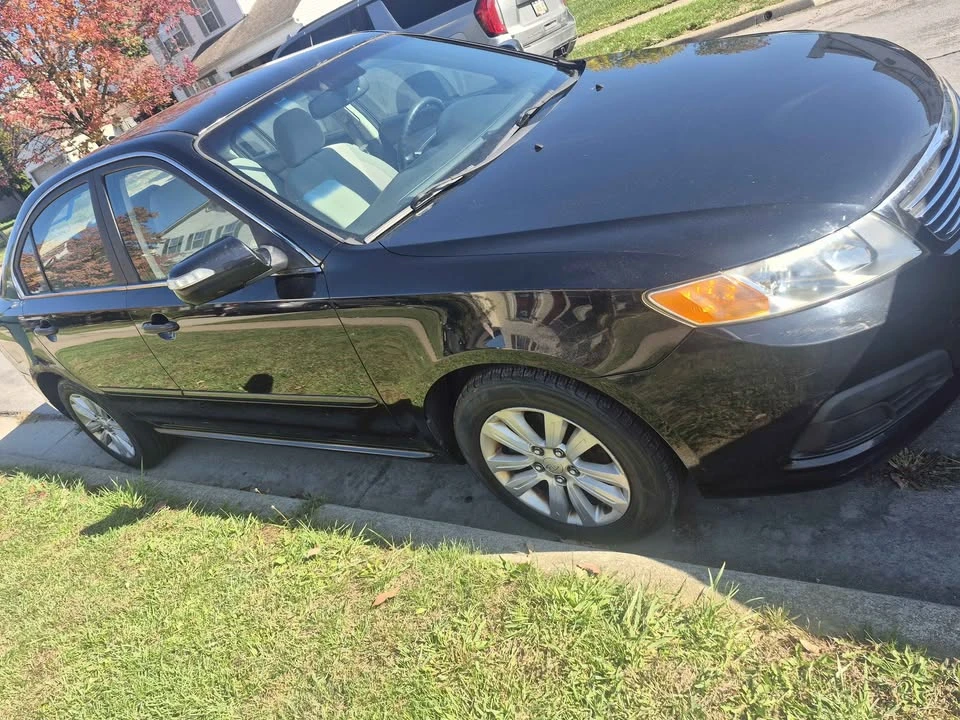 2010 Kia Forte - Image 2 of 5