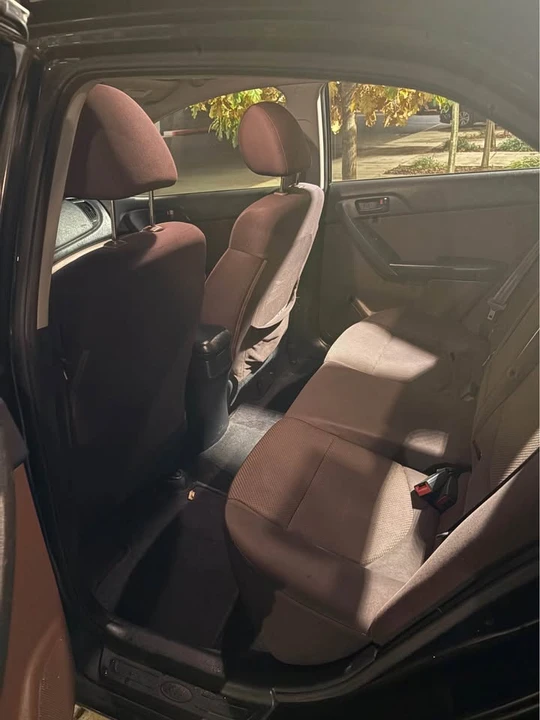 2010 Kia Forte - Image 6 of 9