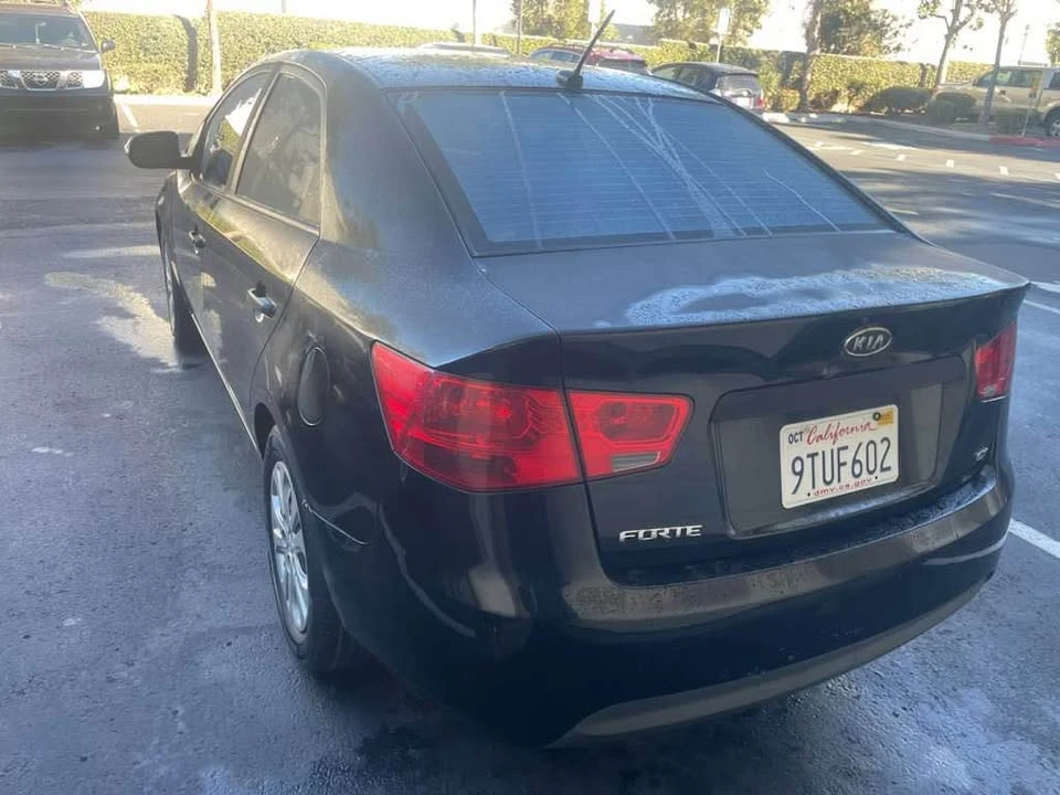 2010 Kia Forte - Image 4 of 8