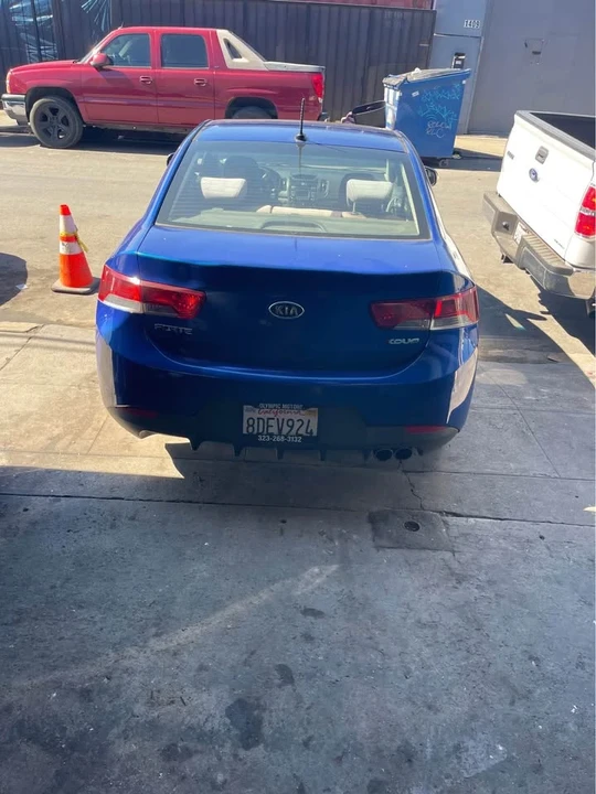 2010 Kia Forte - Image 4 of 10