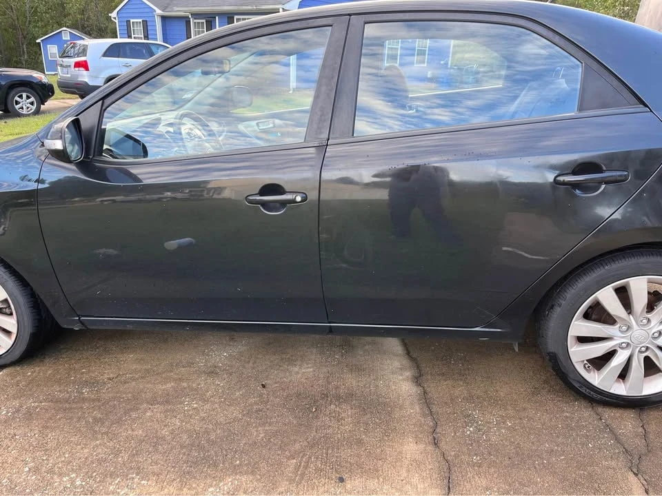 2010 Kia Forte - Image 9 of 11