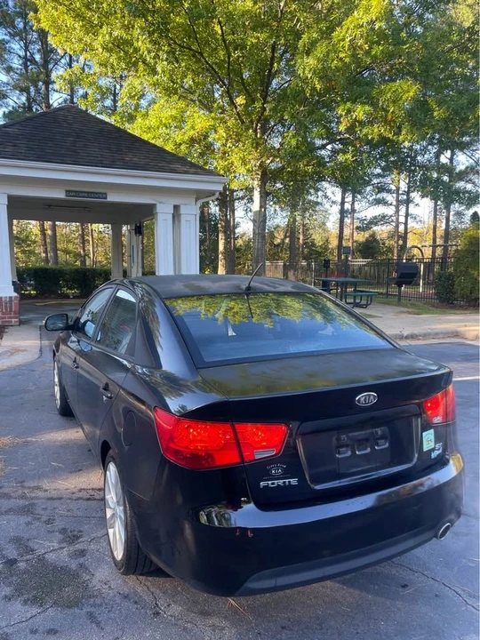 2010 Kia Forte - Image 9 of 9