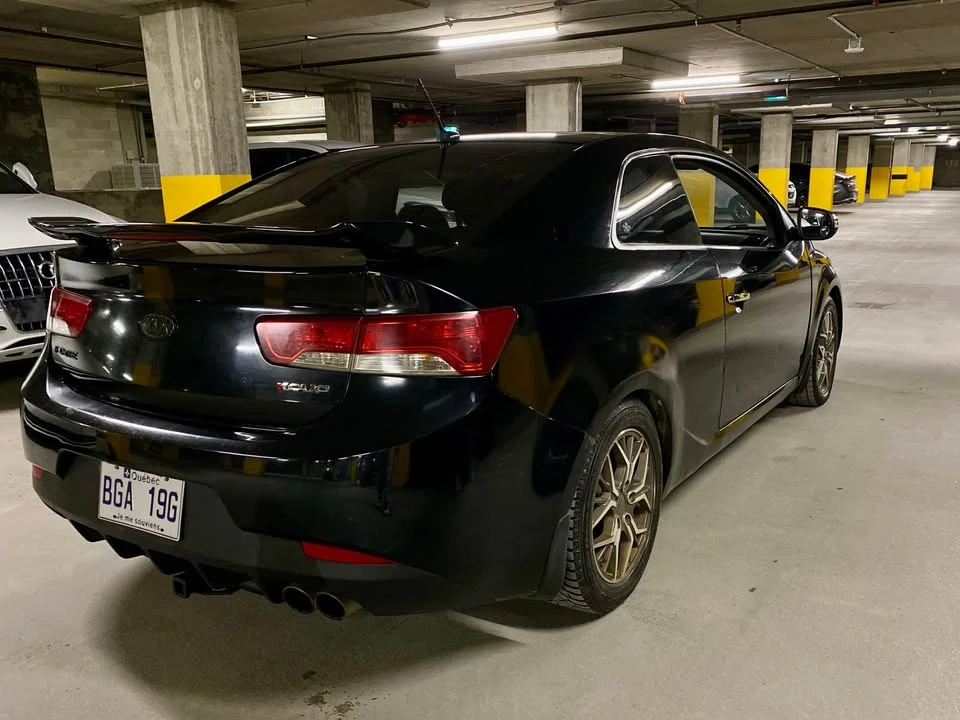 2010 Kia Forte - Image 11 of 15