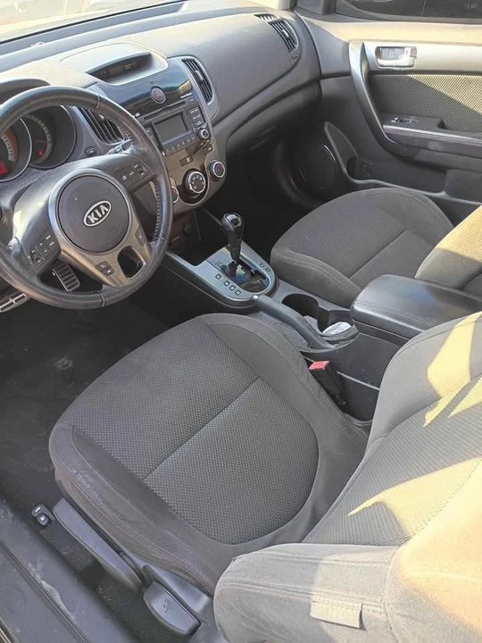 2010 Kia Forte - Image 5 of 5