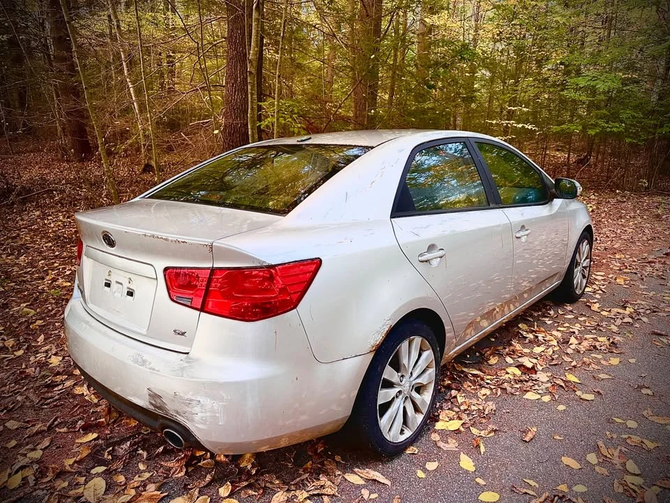 2010 Kia Forte - Image 11 of 12