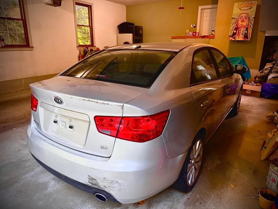 2010 Kia Forte - Image 3 of 12