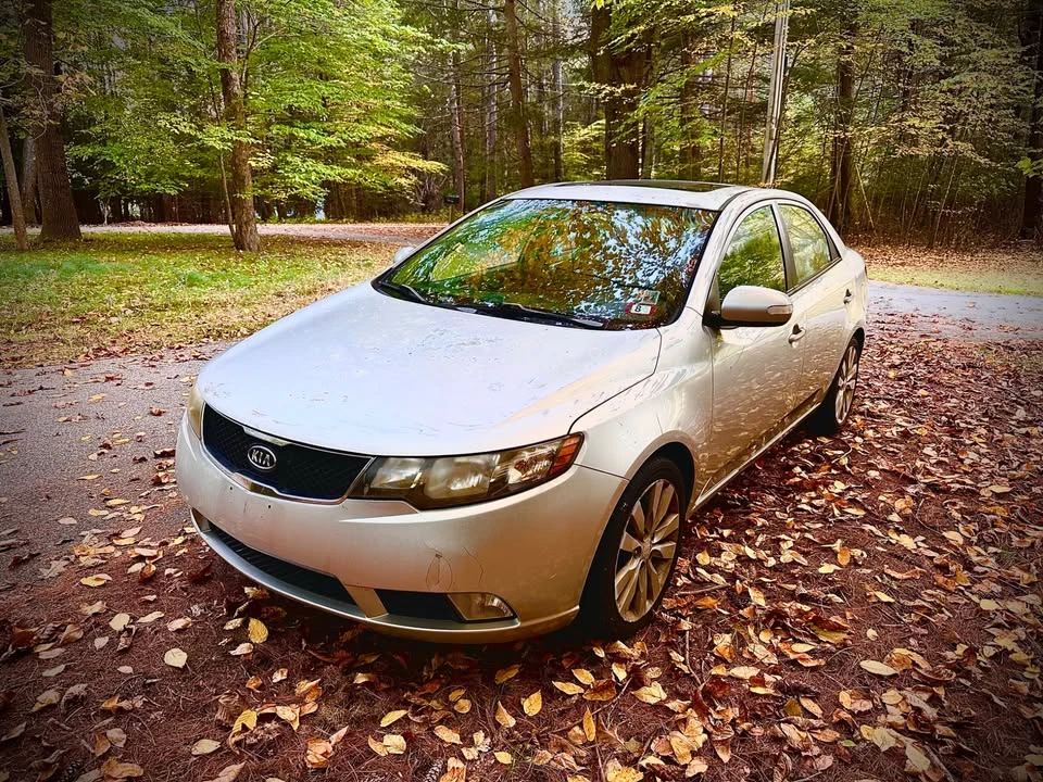 2010 Kia Forte - Image 9 of 12