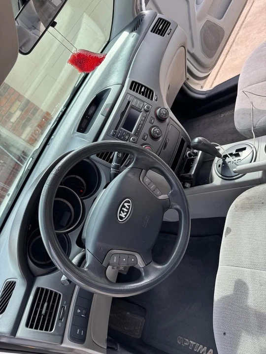 2010 Kia Optima/K5 - Image 9 of 9