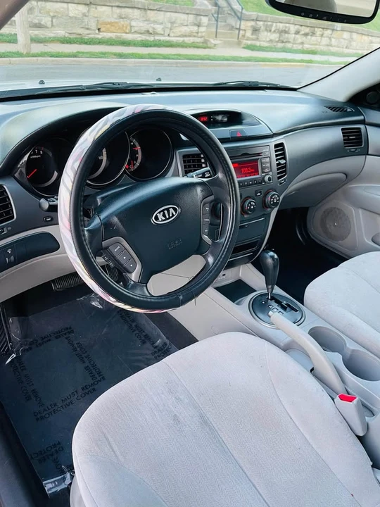 2010 Kia Optima/K5 - Image 12 of 19