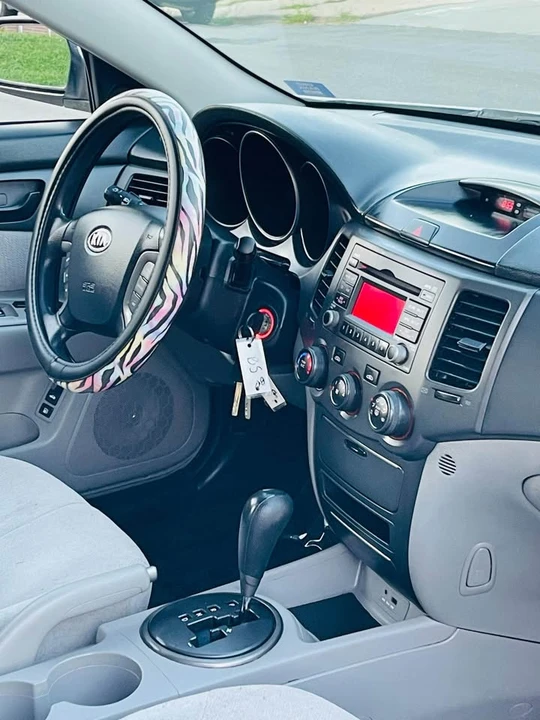 2010 Kia Optima/K5 - Image 7 of 19