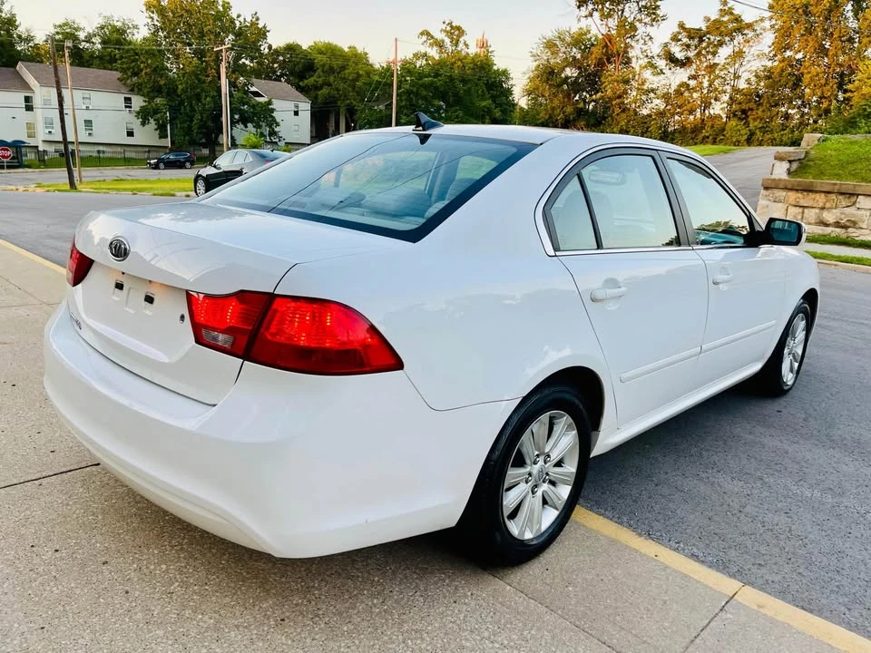 2010 Kia Optima/K5 - Image 3 of 19