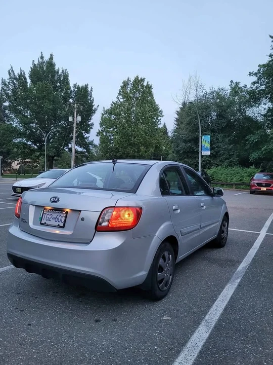 2010 Kia Rio - Image 2 of 6