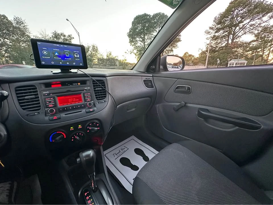 2010 Kia Rio - Image 18 of 19