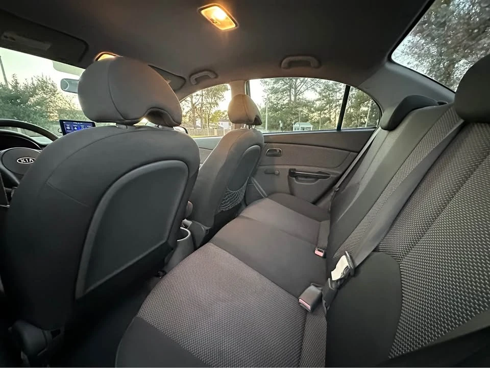 2010 Kia Rio - Image 12 of 19
