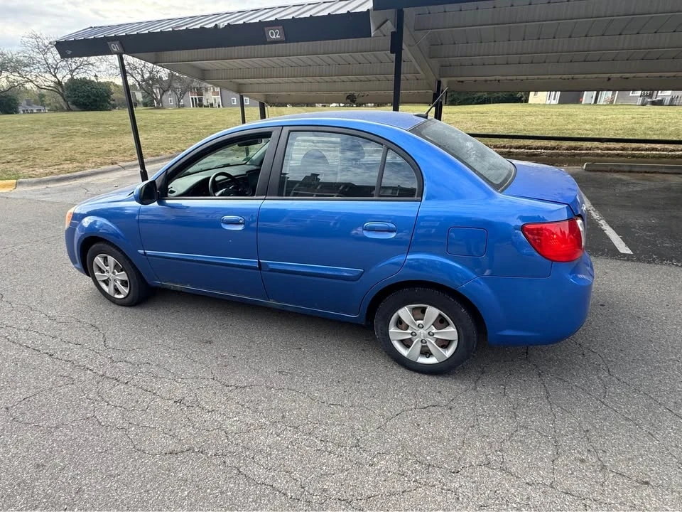 2010 Kia Rio - Image 2 of 6