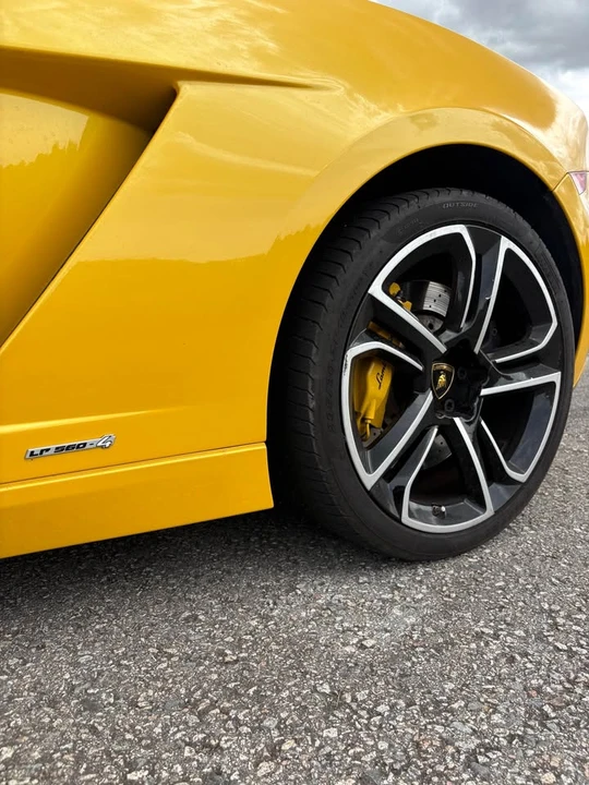 2010 Lamborghini Gallardo LP560-4 - Image 10 of 19