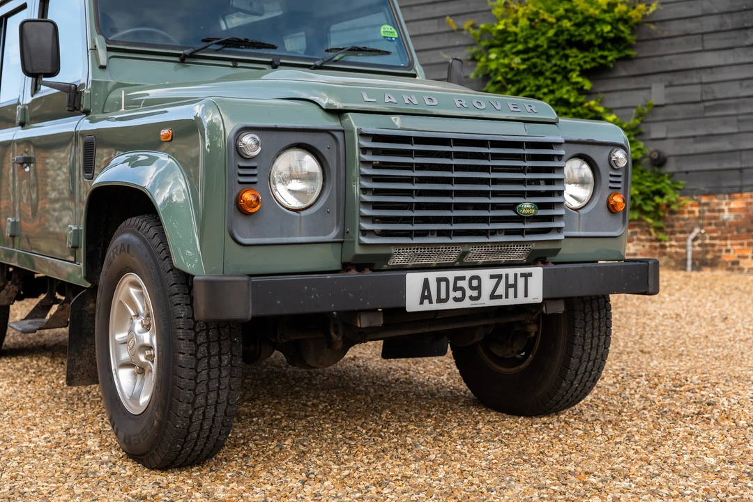 2010 Land Rover Defender 110 - Image 31 of 31