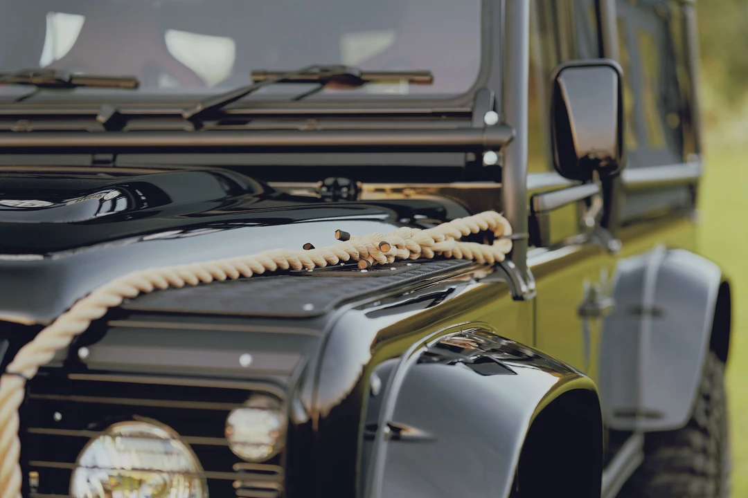 2010 Land Rover Defender 110 - Image 29 of 31