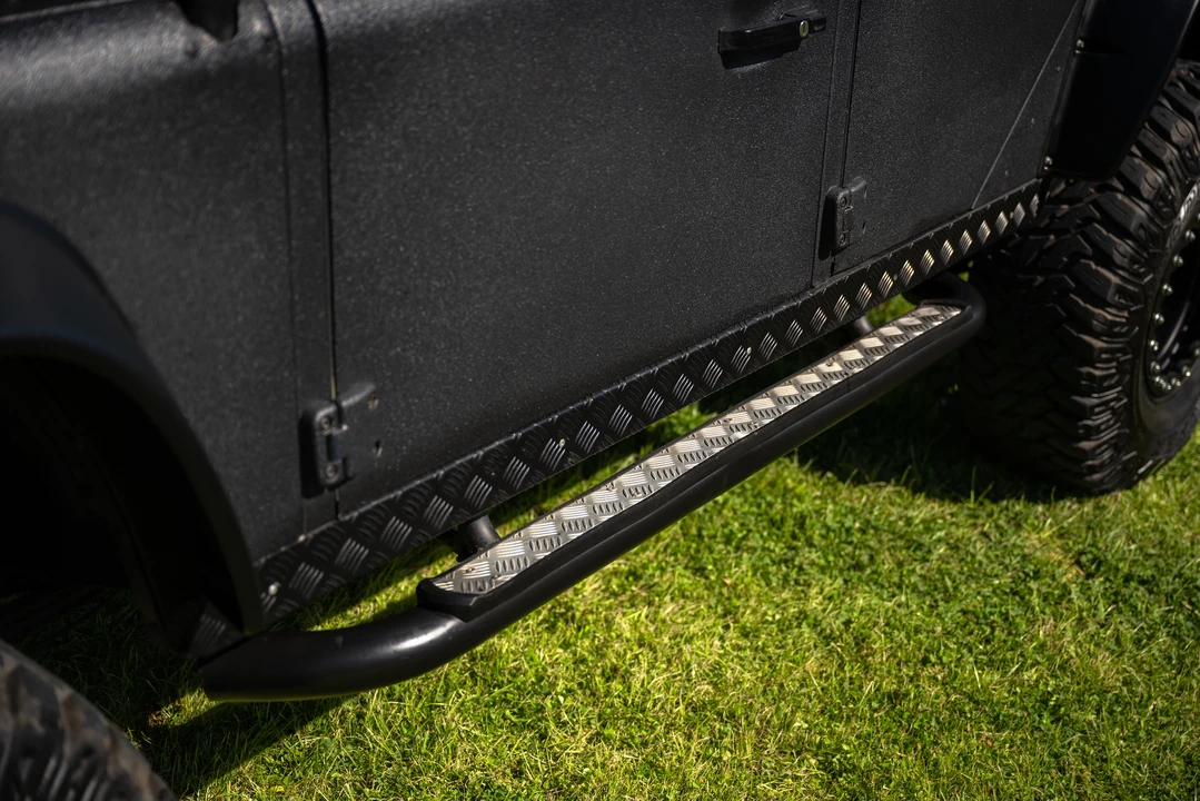 2010 Land Rover Defender 110 - Image 21 of 31