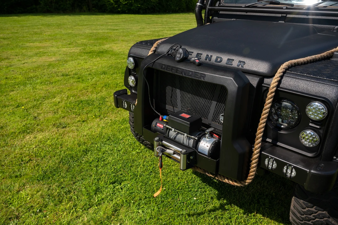 2010 Land Rover Defender 110 - Image 26 of 31