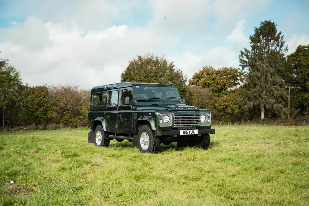 2010 Land Rover Defender 110 - Image 18 of 31