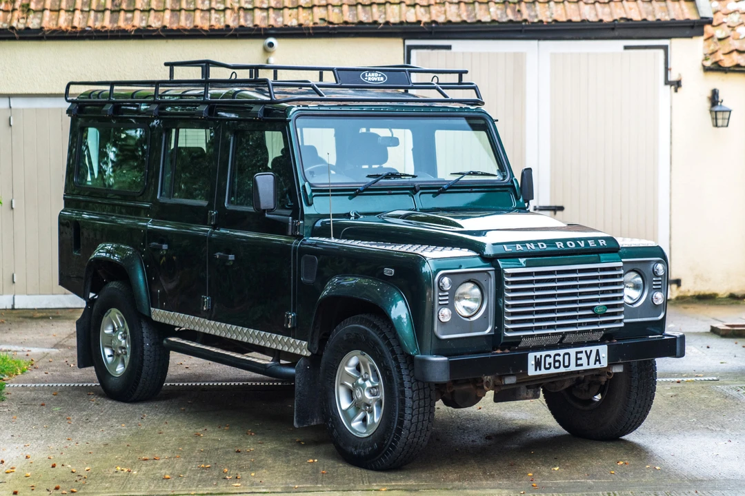 2010 Land Rover Defender 110 - Image 2 of 31