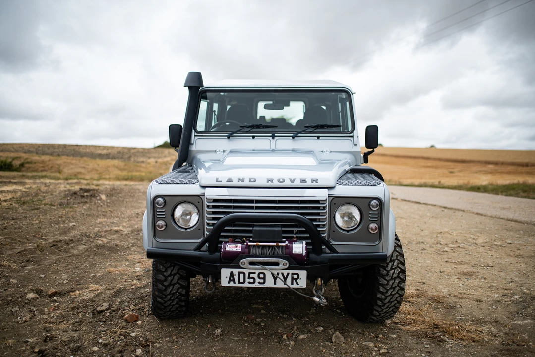 2010 Land Rover Defender 110 - Image 3 of 31
