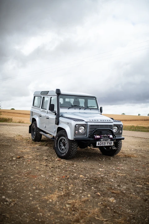 2010 Land Rover Defender 110 - Image 27 of 31