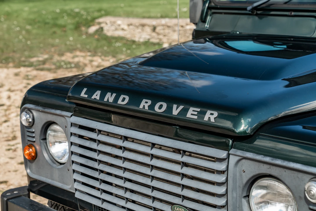 2010 Land Rover Defender 90 - Image 31 of 31