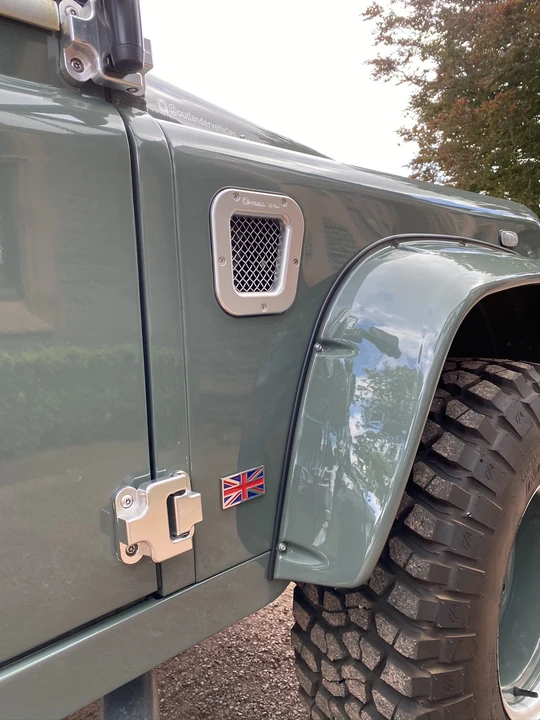 2010 Land Rover Defender 90 - Image 20 of 31