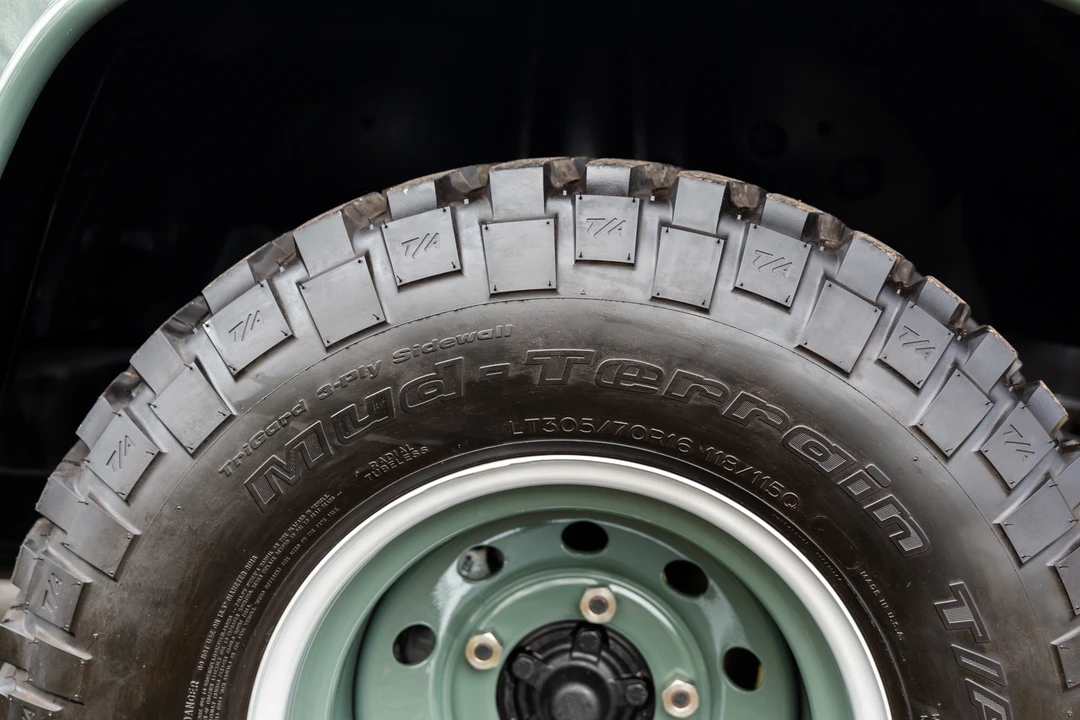2010 Land Rover Defender 90 - Image 29 of 31