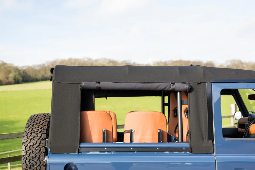 2010 Land Rover Defender 90 - Image 30 of 31