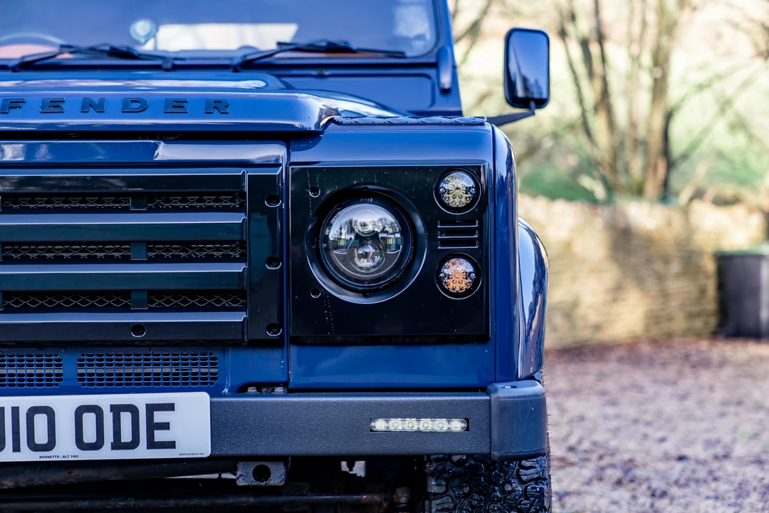 2010 Land Rover Defender 90 - Image 24 of 31