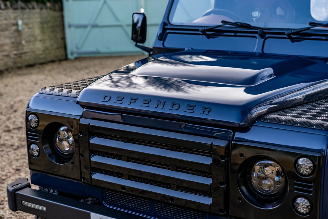 2010 Land Rover Defender 90 - Image 27 of 31