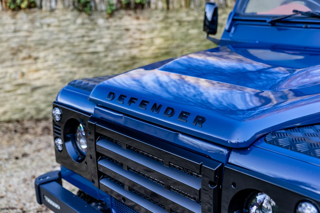 2010 Land Rover Defender 90 - Image 29 of 31